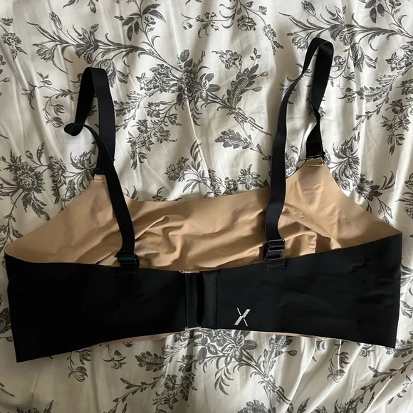 Knix Bra - Picture 2 of 2